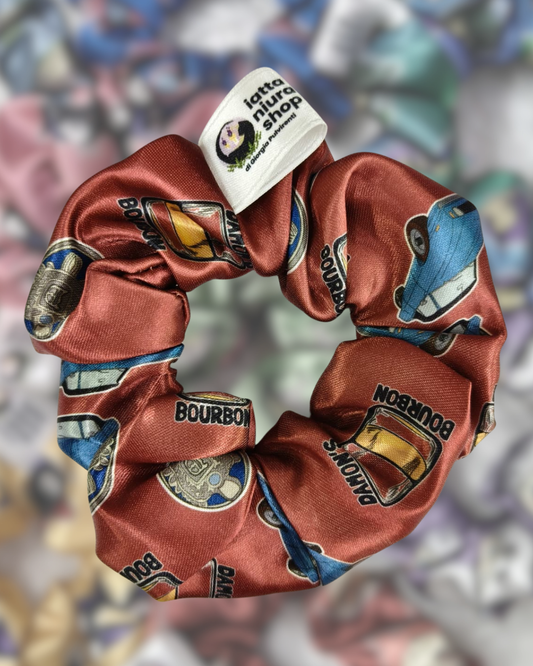 Scrunchie in raso a tema (Damon) - Artigianale