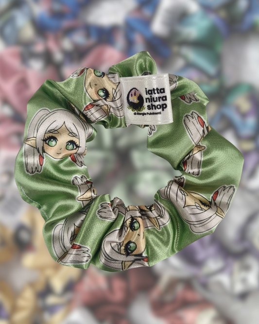 Scrunchie in raso a tema (Elfa immortale) - Artigianale