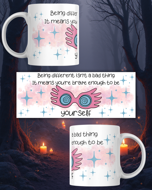 Tazza ceramica artigianale con occhiali magici colorati stile fantasy