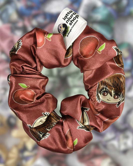 Scrunchie in raso a tema (Light Yagami) - Artigianale