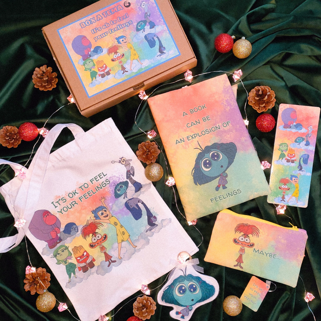 Astuccio libro artigianale tema emozioni a colori cucito a mano