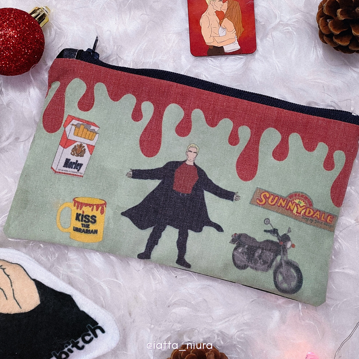 Portachiavi artigianale con vampiro ribelle serie tv soprannaturale