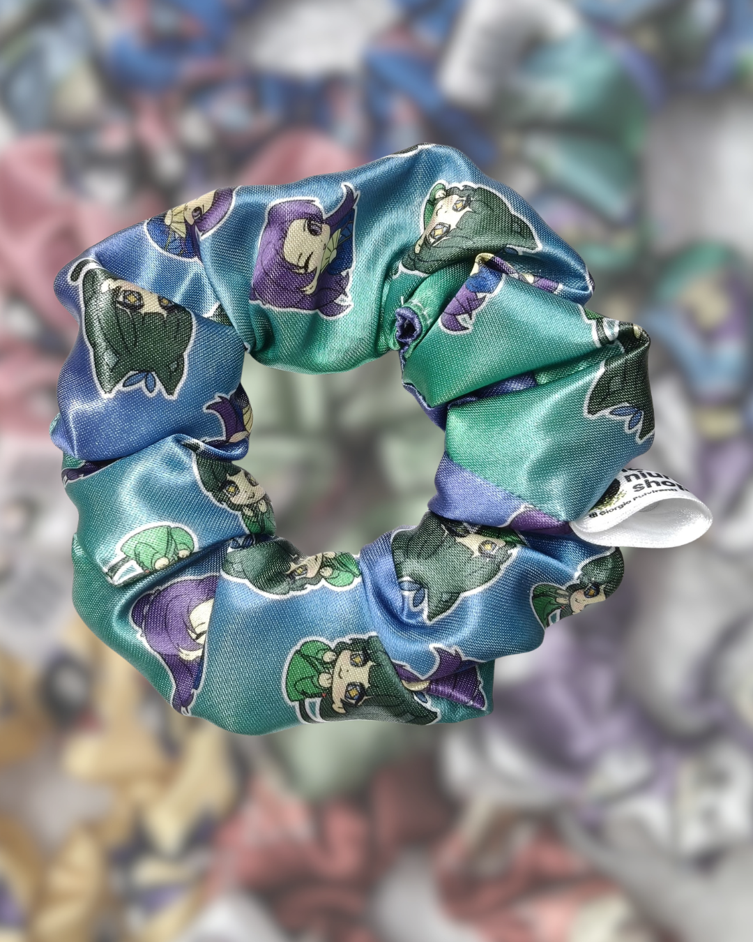 Scrunchie in raso a tema (Speziale) - Artigianale