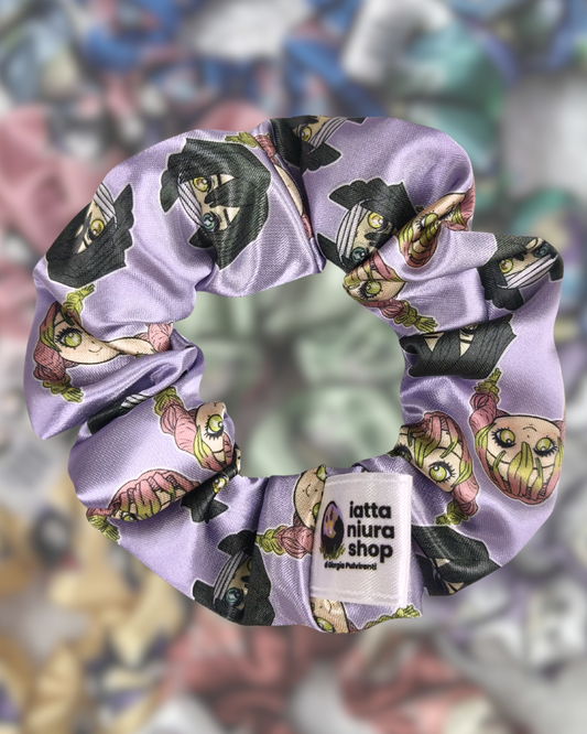 Scrunchie in raso a tema (Obanai + Mitsuri) - Artigianale